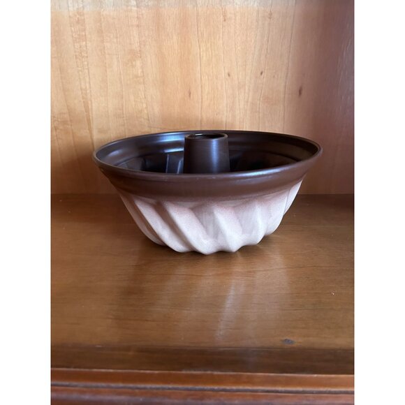 Vintage 70’s Ombré Brown Bundt Pan Retro Kitchen Bakeware MCM - Picture 2 of 3
